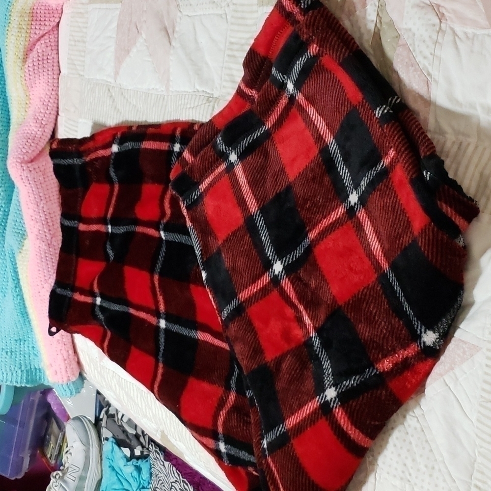 3xl Buffalo plaid pj pants. very soft!